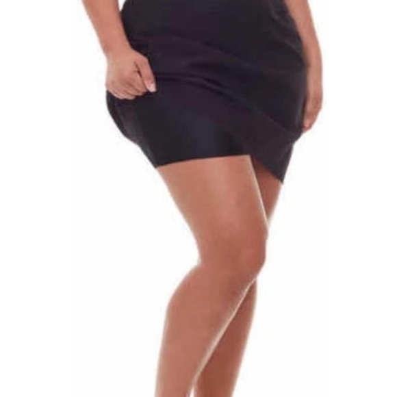 Black Athletic Skort- stretchy with pockets! Large - Picture 6 of 6